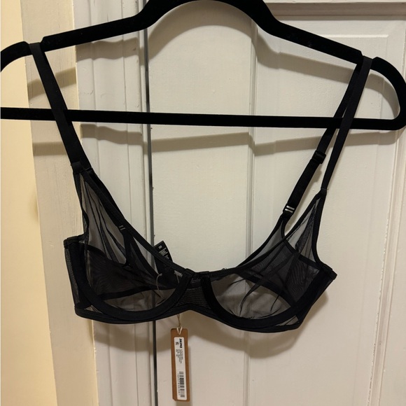 Skims ultra fine mesh scoop bra - Picture 4 of 6